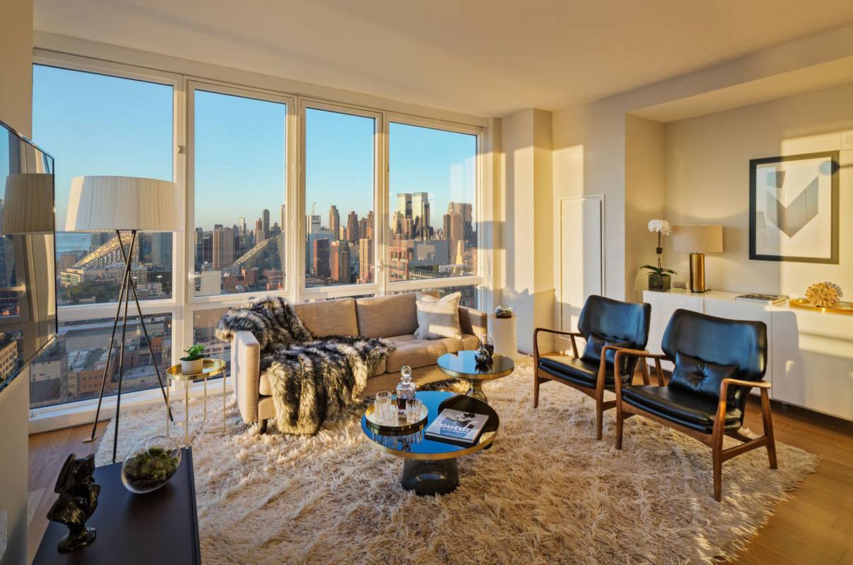 NO FEE Luxury High-Rise 2 Bed in Midtown West W/ Full-Service Amenities!