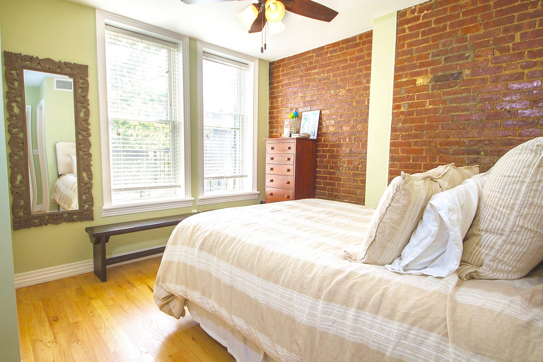 2 Bedroom / 2 full Bath on 8th & Willow in Hoboken available now