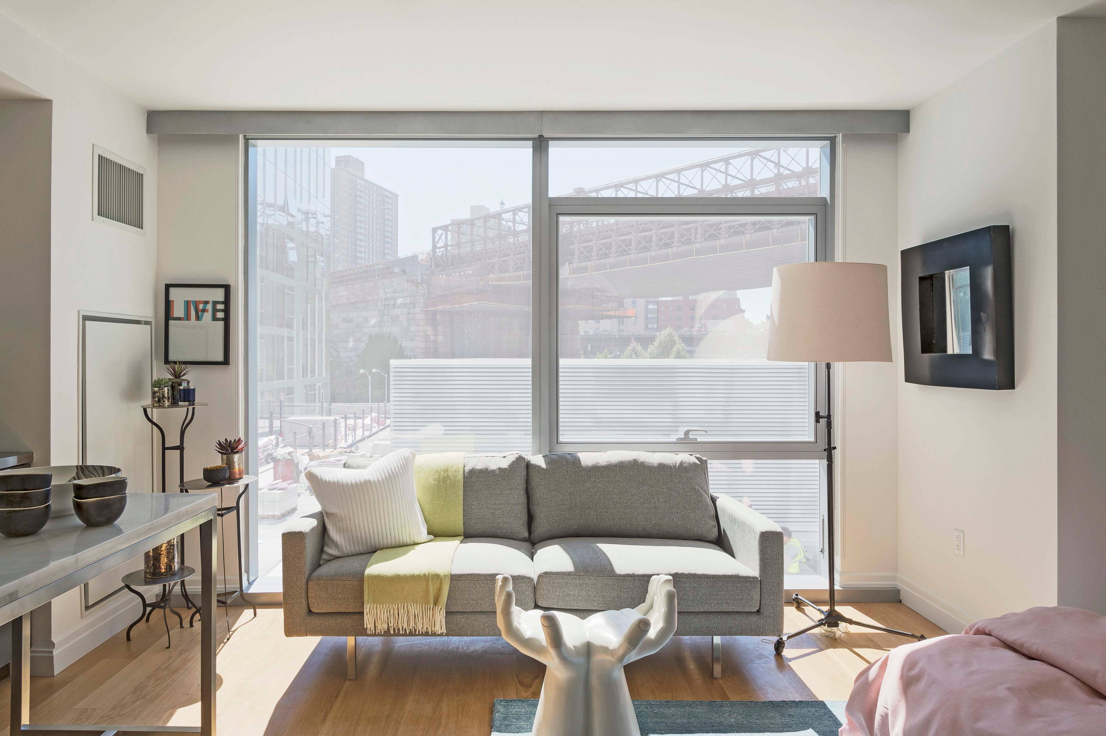 Live in Luxury with Breathtaking Manhattan Views 