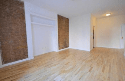 Beautiful 1 Bed Steps from Central Park