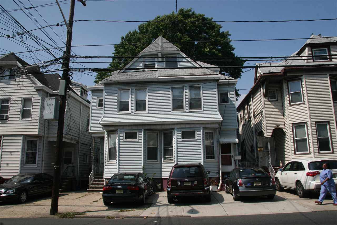 ***Great opportunity for investors - 4 BR Bergen Lafayette New Jersey