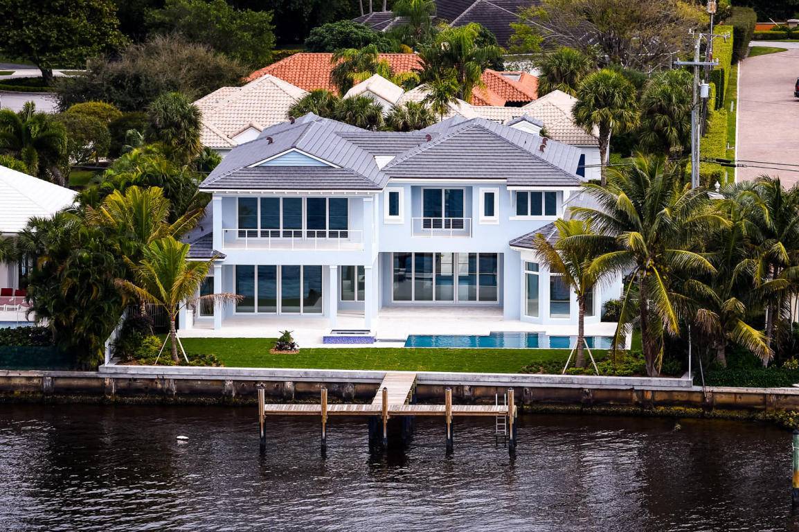 MANALAPAN NEW ESTATE HOME ON THE INTRACOASTAL WITH DOCK