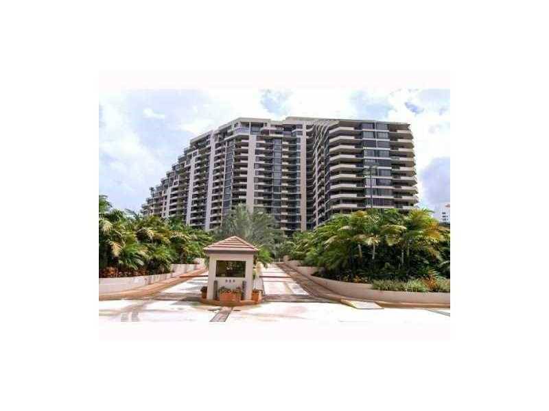 AS IS WITH OVER $350 - Brickell Key One 4 BR Condo Brickell Miami