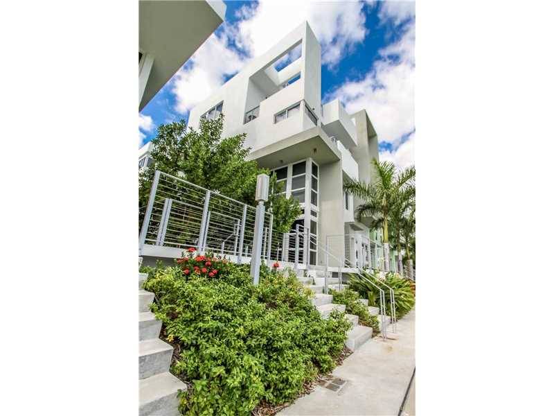 Say hello to your new home at IRIS ON THE BAY - Iris On The Bay 3 BR Condo Miami