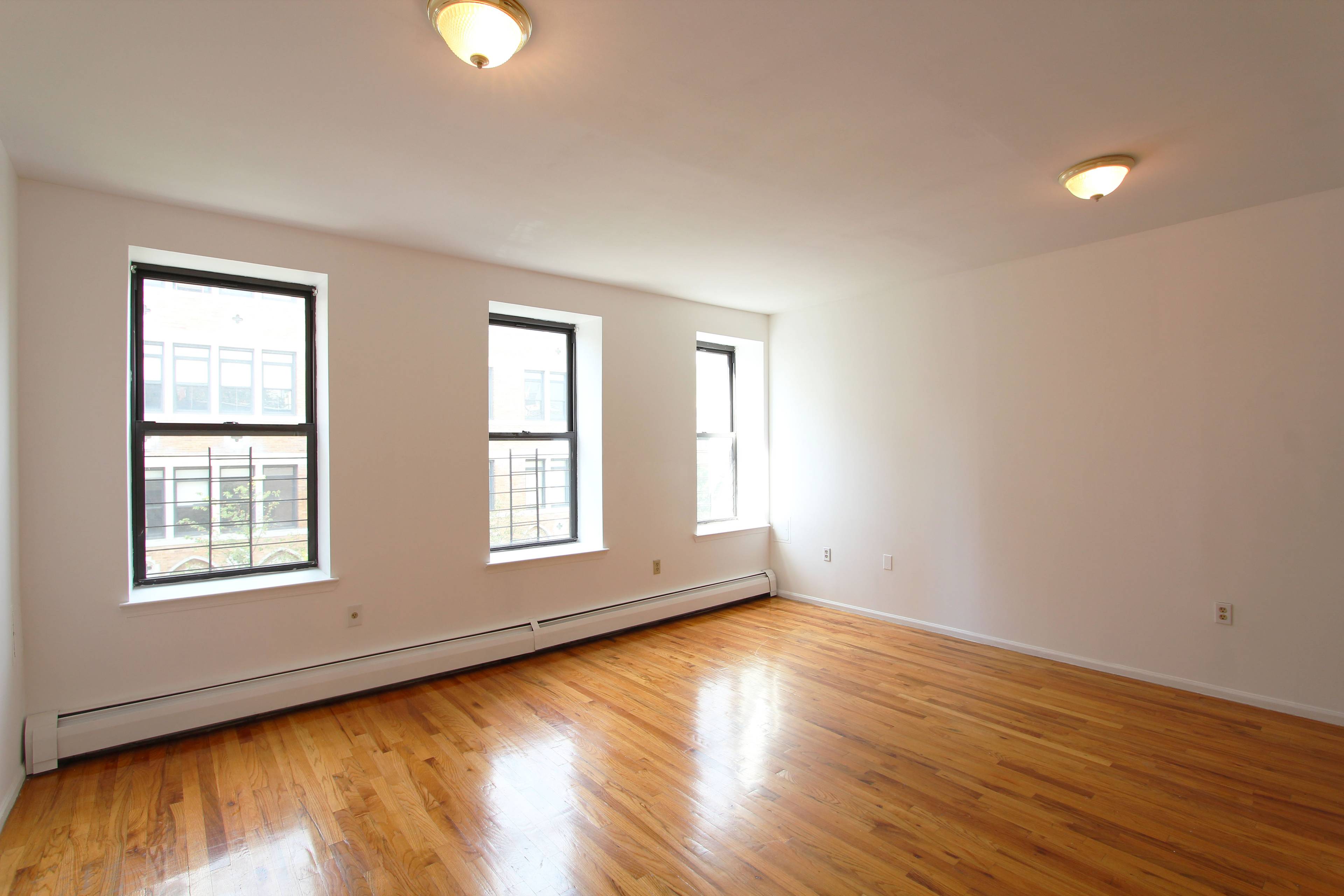 Massive 1bd/1ba with W/D in Central Harlem!