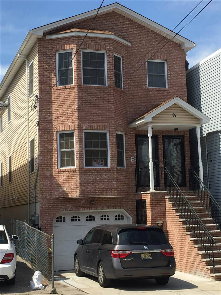 Great duplex in the best are of Jersey City Heights