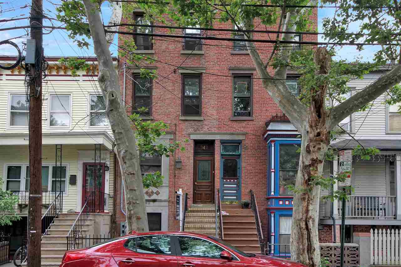 Spacious 2 BR duplex in 2 family rowhouse Just steps from beautiful Hamilton Park
