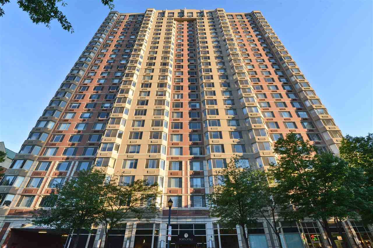 1 bedroom in the Portofino on the waterfront in Downtown JC