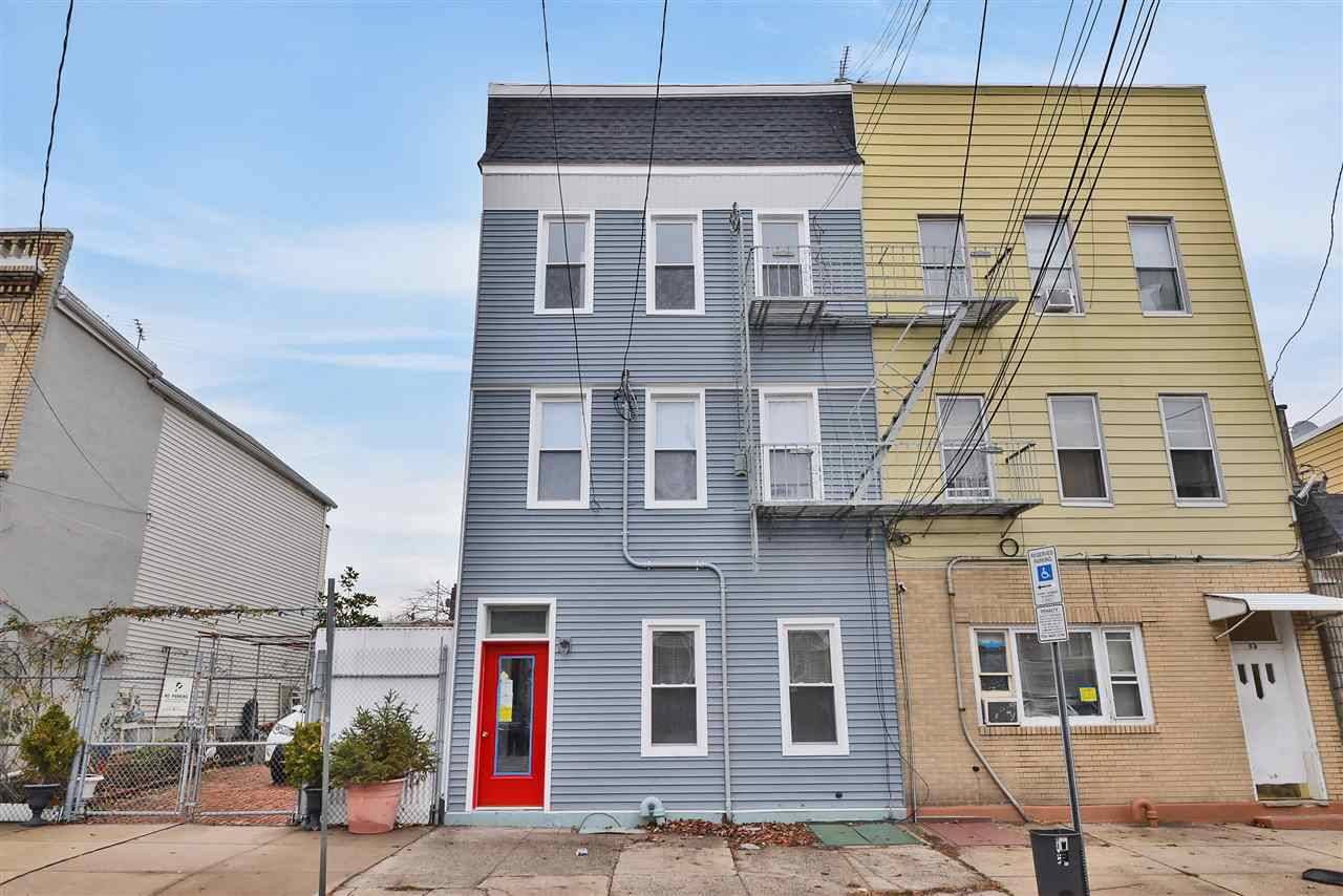 Newly Renovated – Multi-Family Row House* Unit Features 1 Bedroom Plus Den/2nd  Bedroom all completely upgraded with hardwood floors throughout