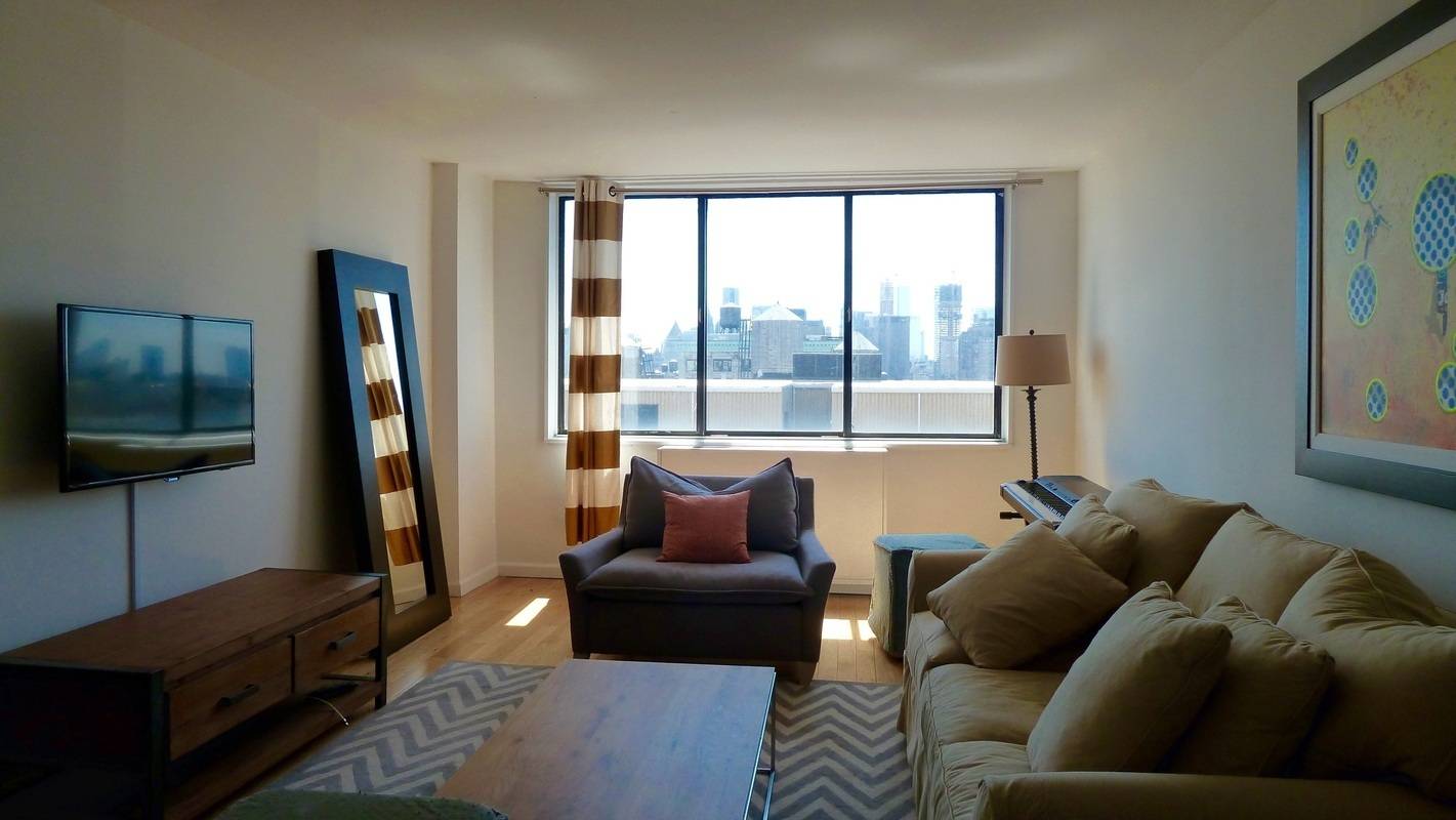 Beautiful Greenwich Village 1 Bedroom Apartment with 1 Bath featuring a Roof Deck Swimming Pool