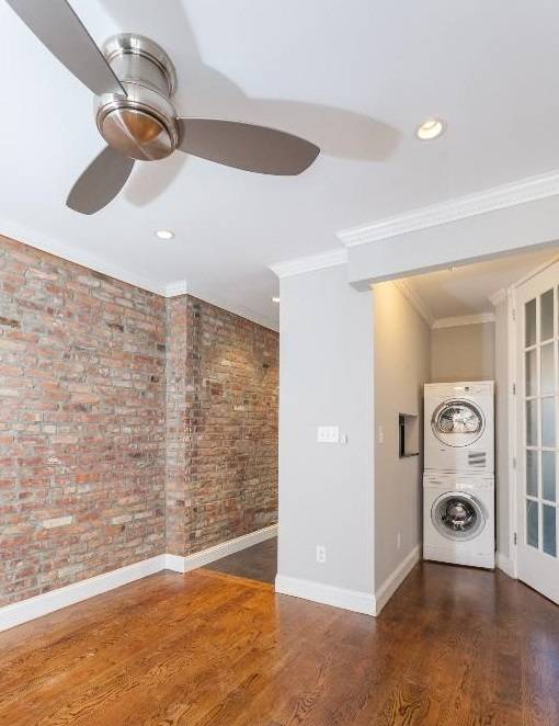 Soho: Fantastic 2BR with High Ceilings!