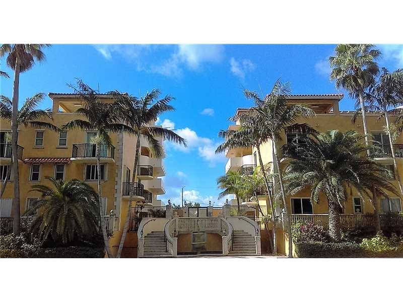 Gorgeous 2/2 corner unit with direct ocean view in very secure building in beautiful Surfside