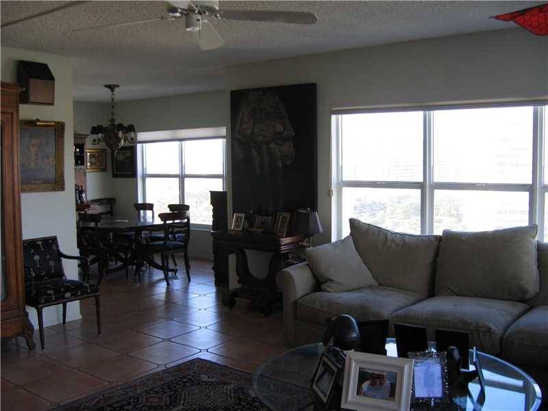 Rarely available unit in one of the best maintained buildings on the strip