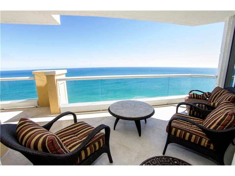 WONDERFUL HIGH FLOOR RESIDENCE IN THE SKY 3 BDR/3 BATHS WITH BREATHTAKING DIRECT OCEAN AND INTRACOASTAL VIEWS