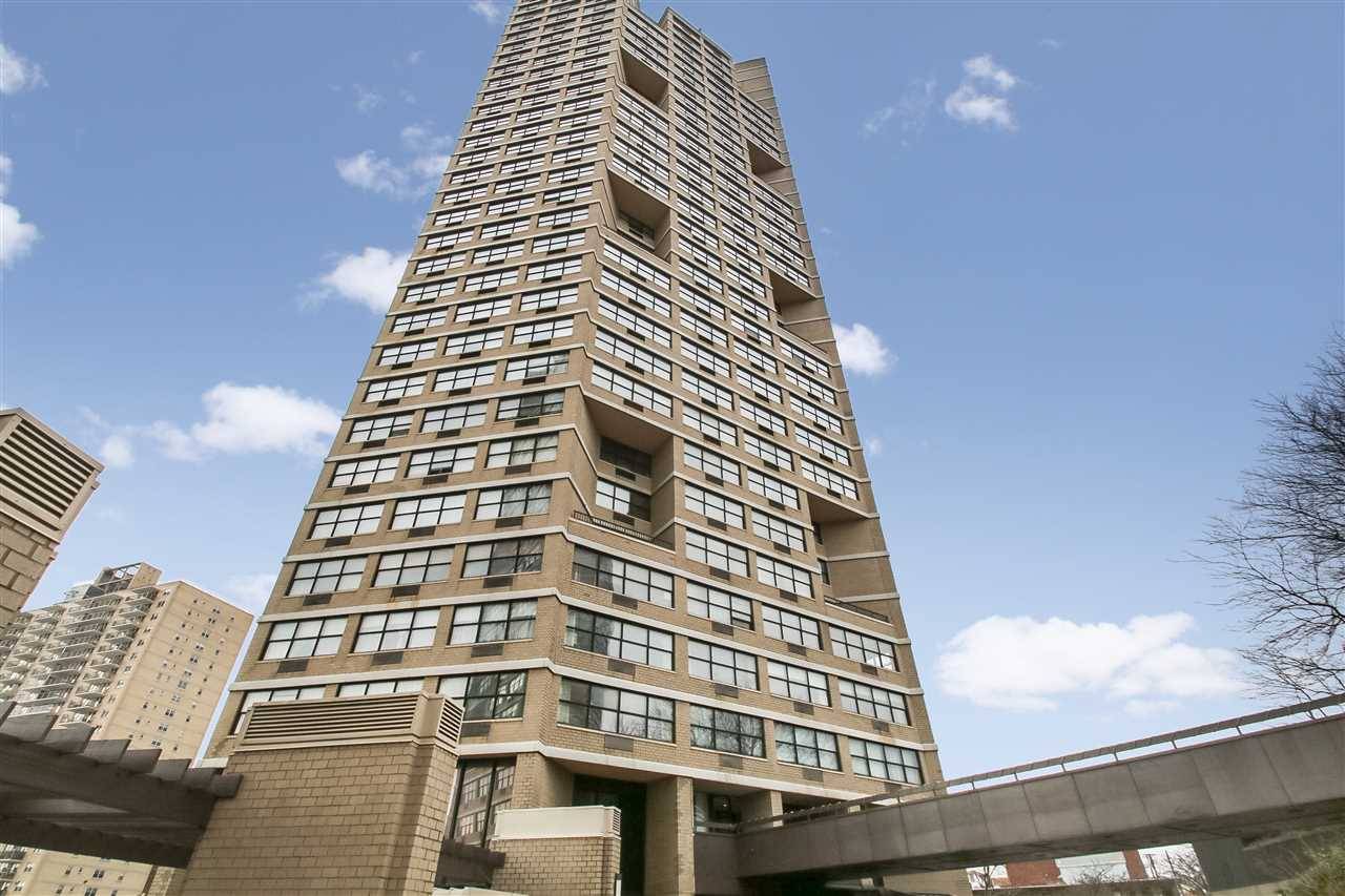 Large 2 Bedroom 2 Bath at the Galaxy Towers - 2 BR Condo New Jersey