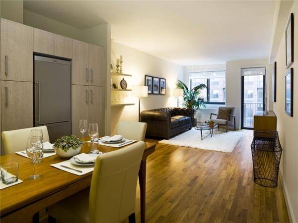 Modern Chelsea 1 Bedroom Apartment with 1 Bath featuring a Garden and Gym