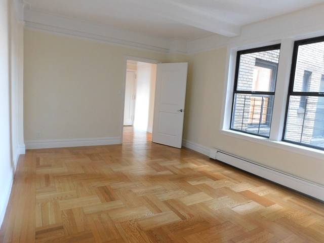 STUNNING WEST 70'S 2 BED, 2 BTH W WASHER / DRYER! D/M BLDG OFF CPW! ZONED PS 87!