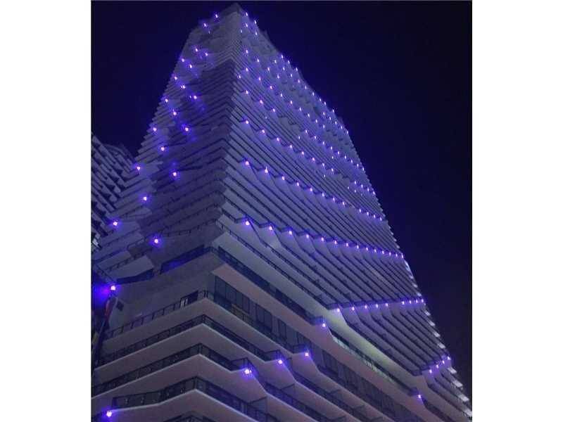 Best price for a unit on this wonderful line - SLS Brickell 1 BR Condo Brickell Florida