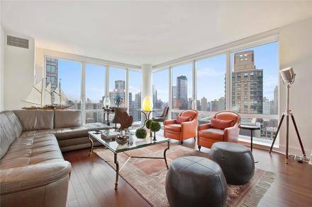 1 Month Free Rent!!!  Limited Time Only!!!   Elegant Upper West Side 3 Bedroom Corner Apartment with 3.5 Baths featuring a Pool and Rooftop Deck