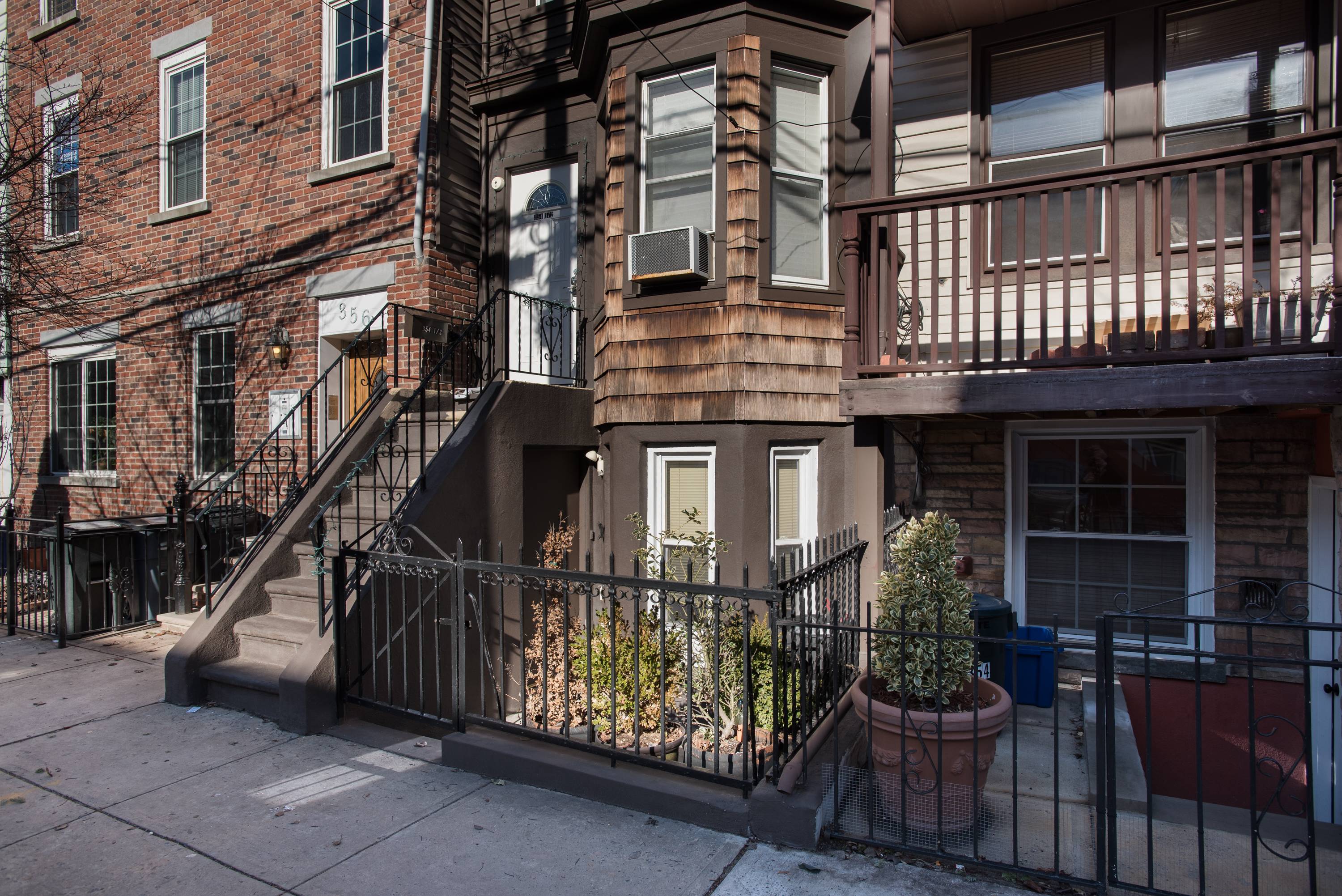 Newly Renovated 1 Family w/In-Law & Guest Cottage in Jersey City