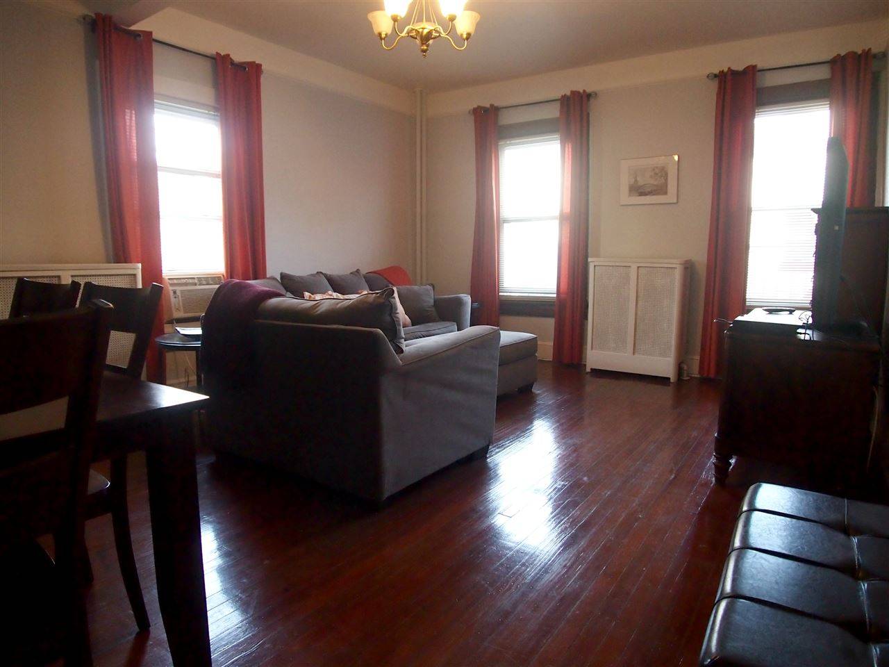This fantastic oversized 1 bedroom is located just 1 block to Washington Street