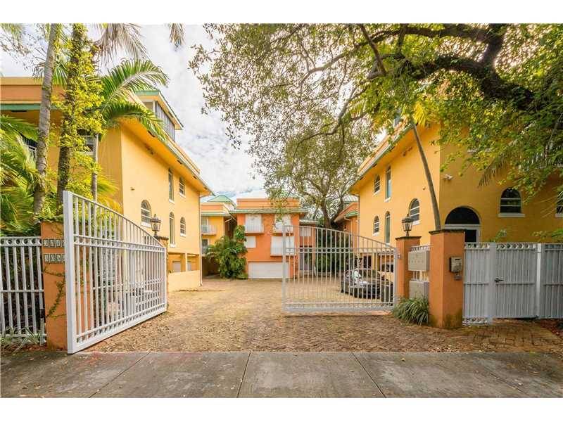 This Townhouse has it all: Backyard - Coconut Key 3 BR Condo Coral Gables Miami