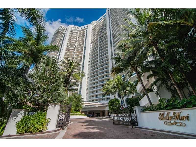 SPECTACULAR VIEWS FROM THIS LUXURIOUS 3/3 - Williams Island 3 BR Condo Sunny Isles Miami