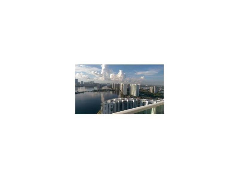 GREAT OPPORTUNITY - AVENTURA MARINA 3 BR Condo Aventura Miami