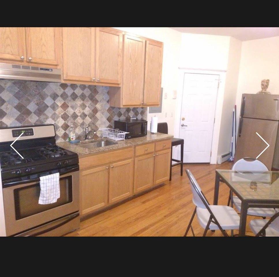 RENOVATED 2 BEDROOM / 1 BATH IN JERSEY CITY HEIGHTS