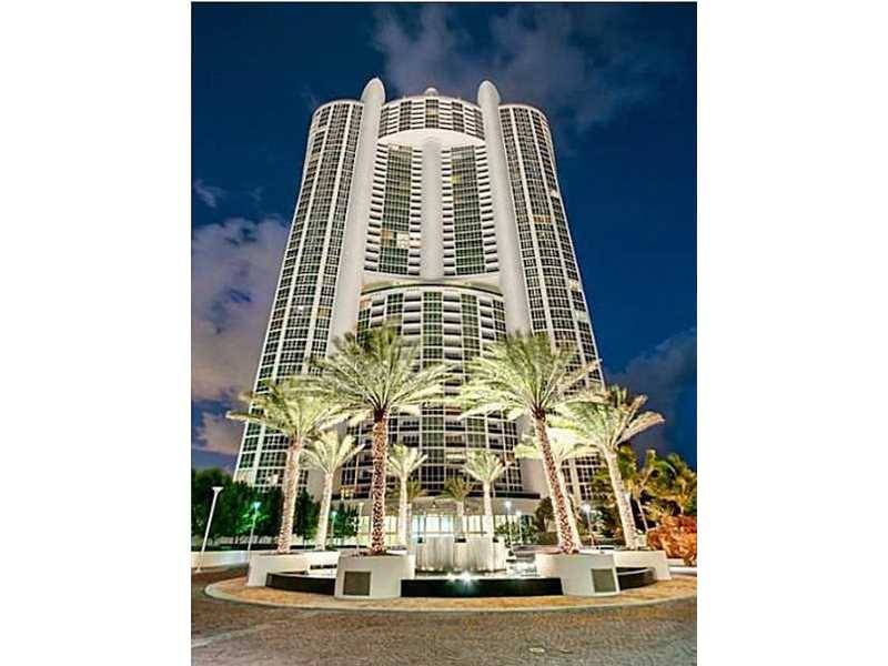 Beautiful unit w/city & oceans views - Trump Palace Condo 1 BR Condo Sunny Isles Miami