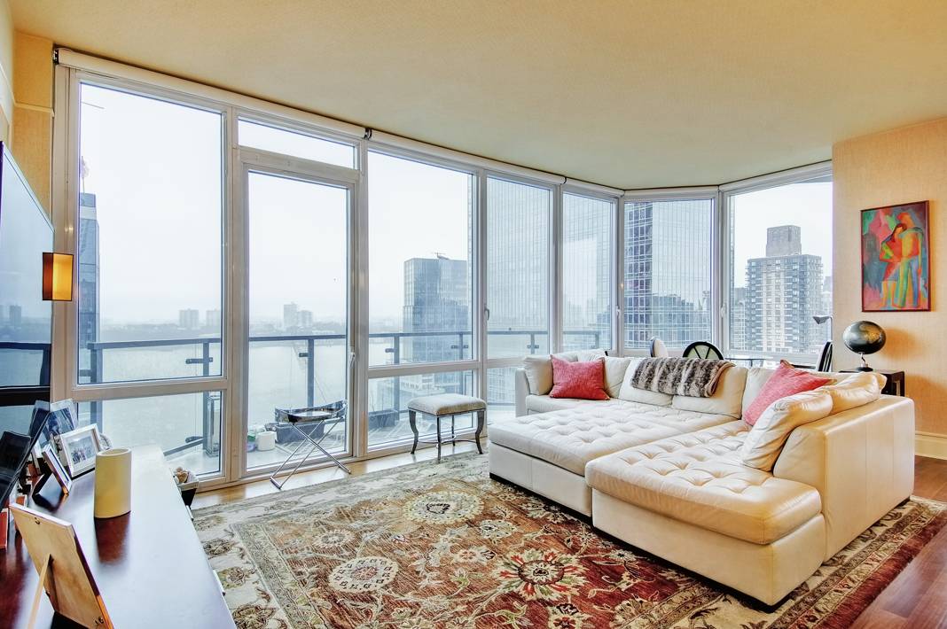 Upper West Side, 10 West End Avenue, Gorgeous 2 Bedroom,  2 Bathroom Residence with Balcony and Open Views in Luxury Condominium Building