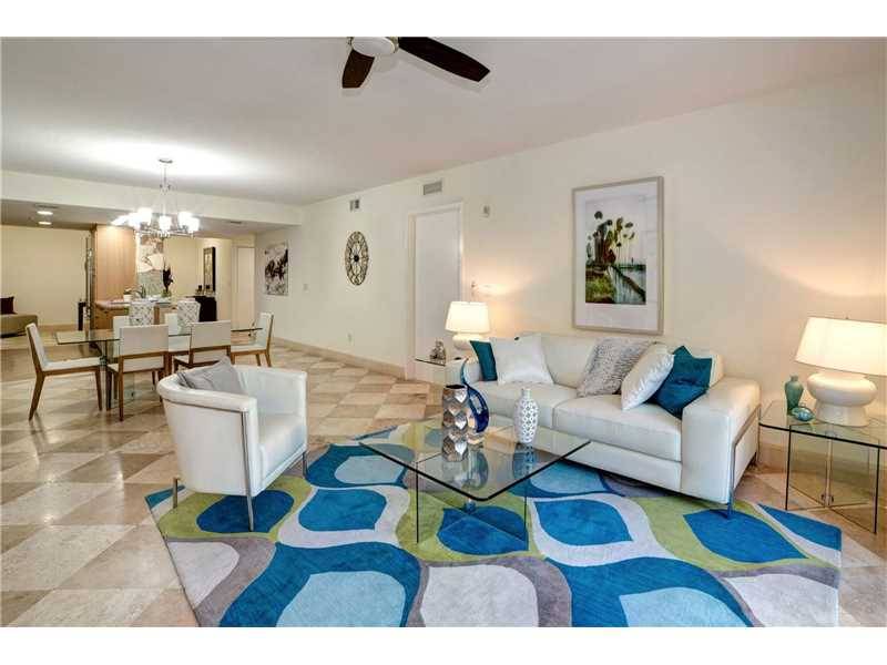 Largest two bedroom condo at Grove Garden - GROVE GARDEN 2 BR Condo Coral Gables Miami