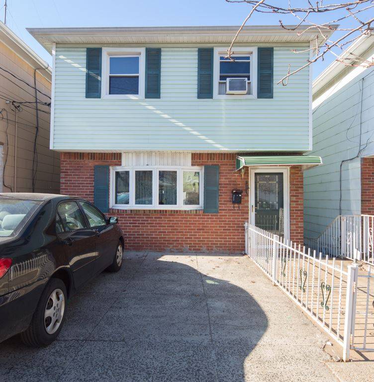 LOCATED IN JC HEIGHTS - 3 BR The Heights New Jersey