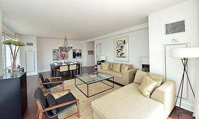 Upper West Side-Riverside Blvd One Bedroom Luxury Unit Available