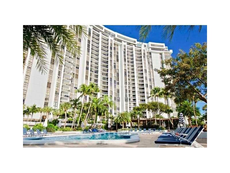 Best and Lowest priced unit in the building - Nine Island 2 BR Condo Miami Beach Miami