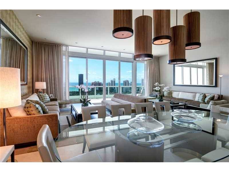 A rare and unique Penthouse - Porto Vita 3 BR Condo Hollywood Miami