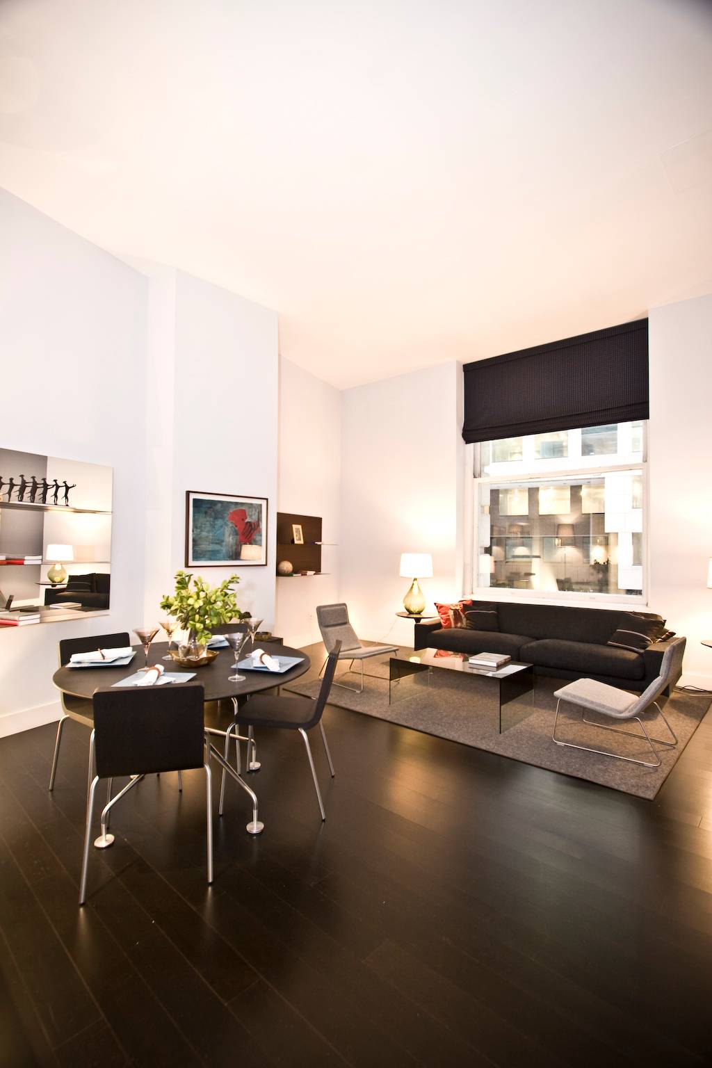 Luxury Finshed Financial District One Bedroom Residence