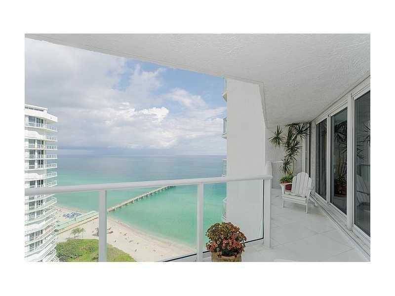 Great Two bedrooms unit with direct ocean views - Oceania II Condo 2 BR Condo Sunny Isles Miami