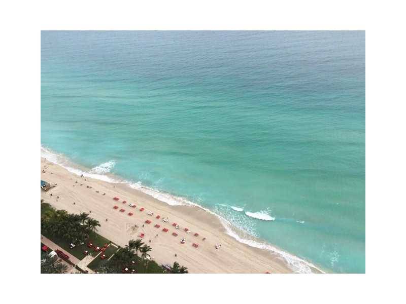 1 OF 76 WORLD'S FINEST RESIDENCES - MANSION ACQUALINA 3 BR Condo Sunny Isles Florida