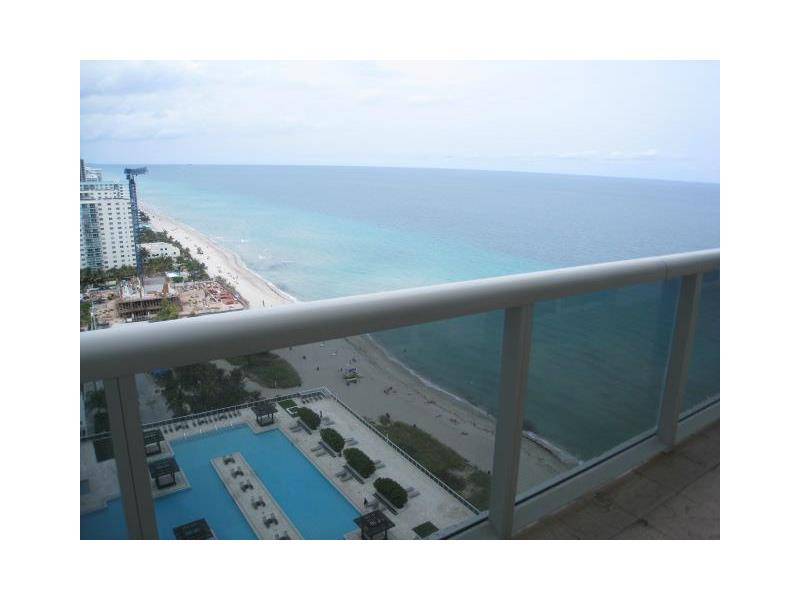Breathtaking ocean view from this 2 /2 plus den - BEACH CLUBTWO 2 BR Condo Hollywood Florida