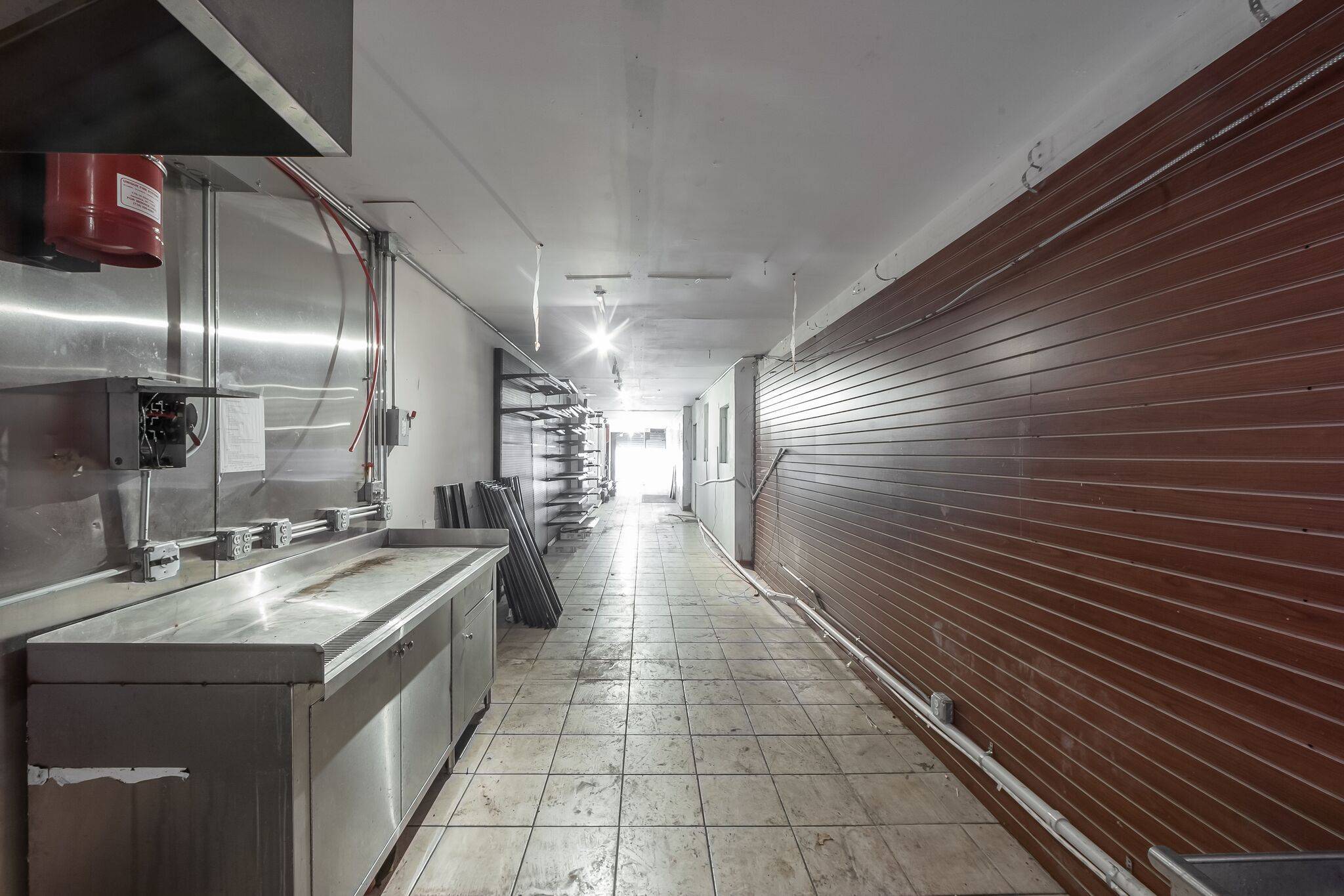 Prime East Village Retail Space for Rent!!! Right on 1st Avenue / 1,000 sq ft Ground Floor / ONLY $96/Ft!  Direct Lease!!!!  Just off St.Marks Place