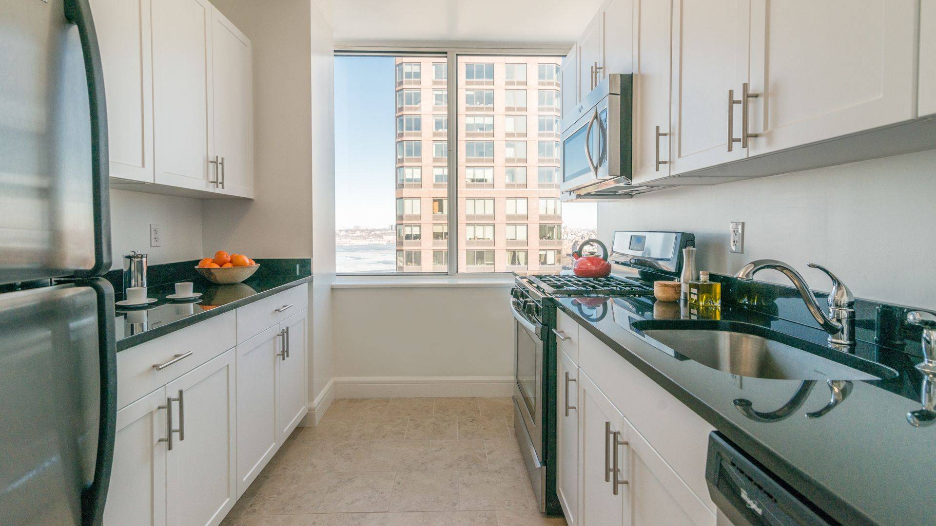Incredible 2 bedroom and 2 bathroom,brand new with high-rise windows and nice view to Upper West Side.