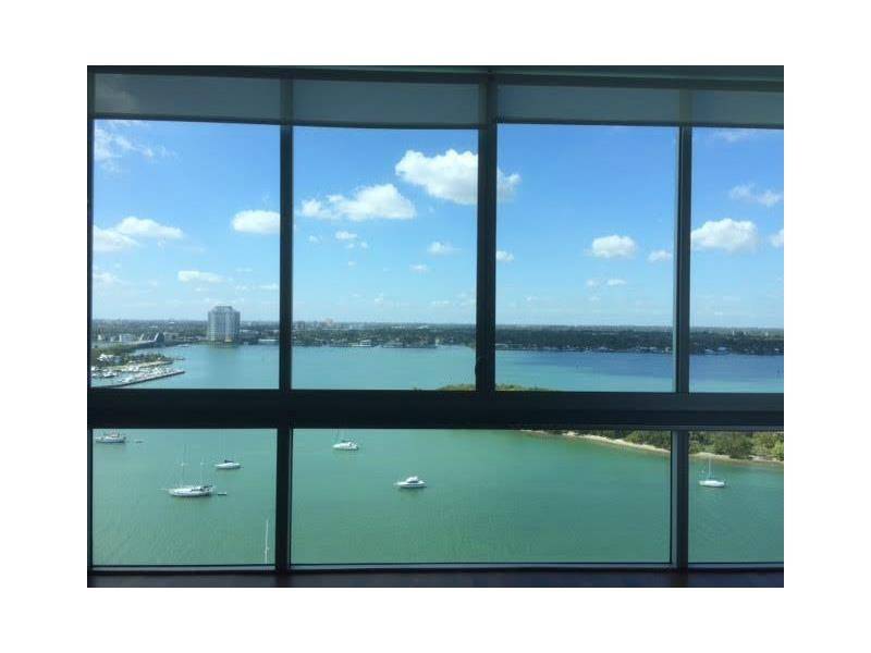 Beautiful Large Penthouse with Amazing Bay Views - SPACE 01 CONDO 2 BR Condo Aventura Miami