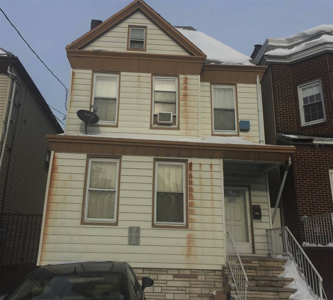 CASH ONLY - POF REQUIRED- Extended Single Family house featuring a Finished Basement and 2 Car Driveway located in the Lower West Side of Union City