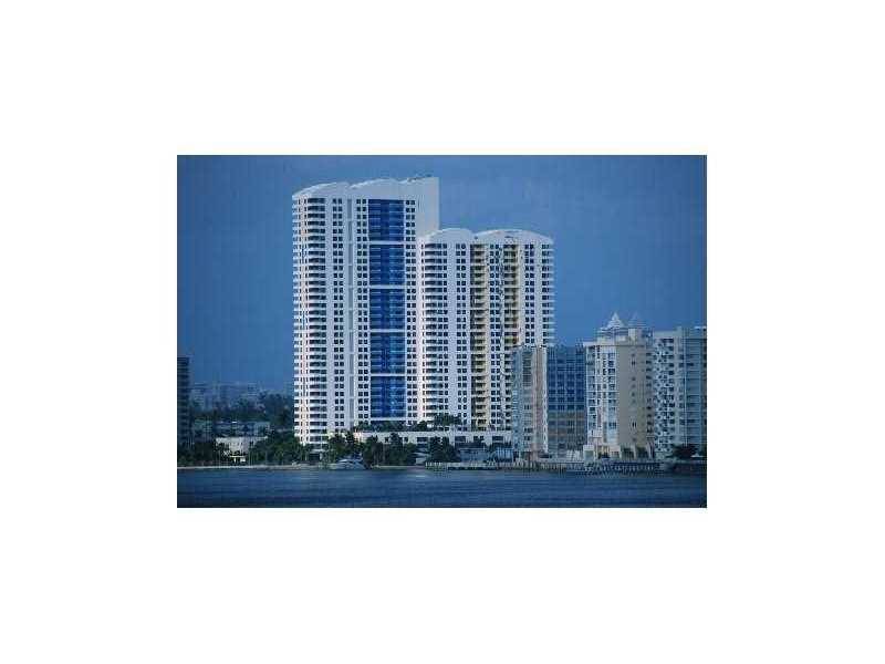 Waverly direct bay - THE WAVERLY AT SOUTH BEAC 2 BR Condo Aventura Miami