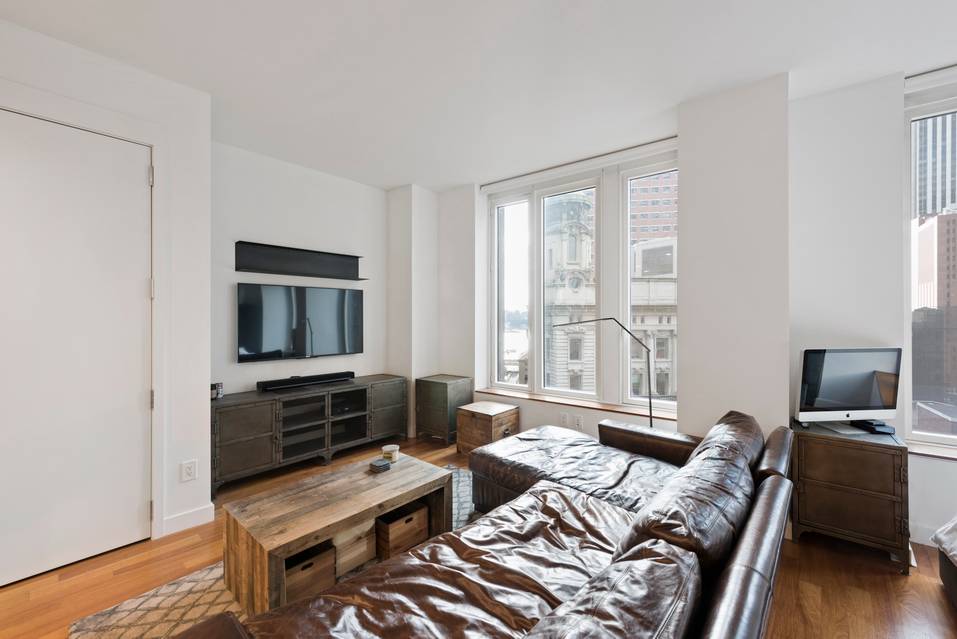 Luxurious loft like studio residence loaded with upgrades at 15 William!