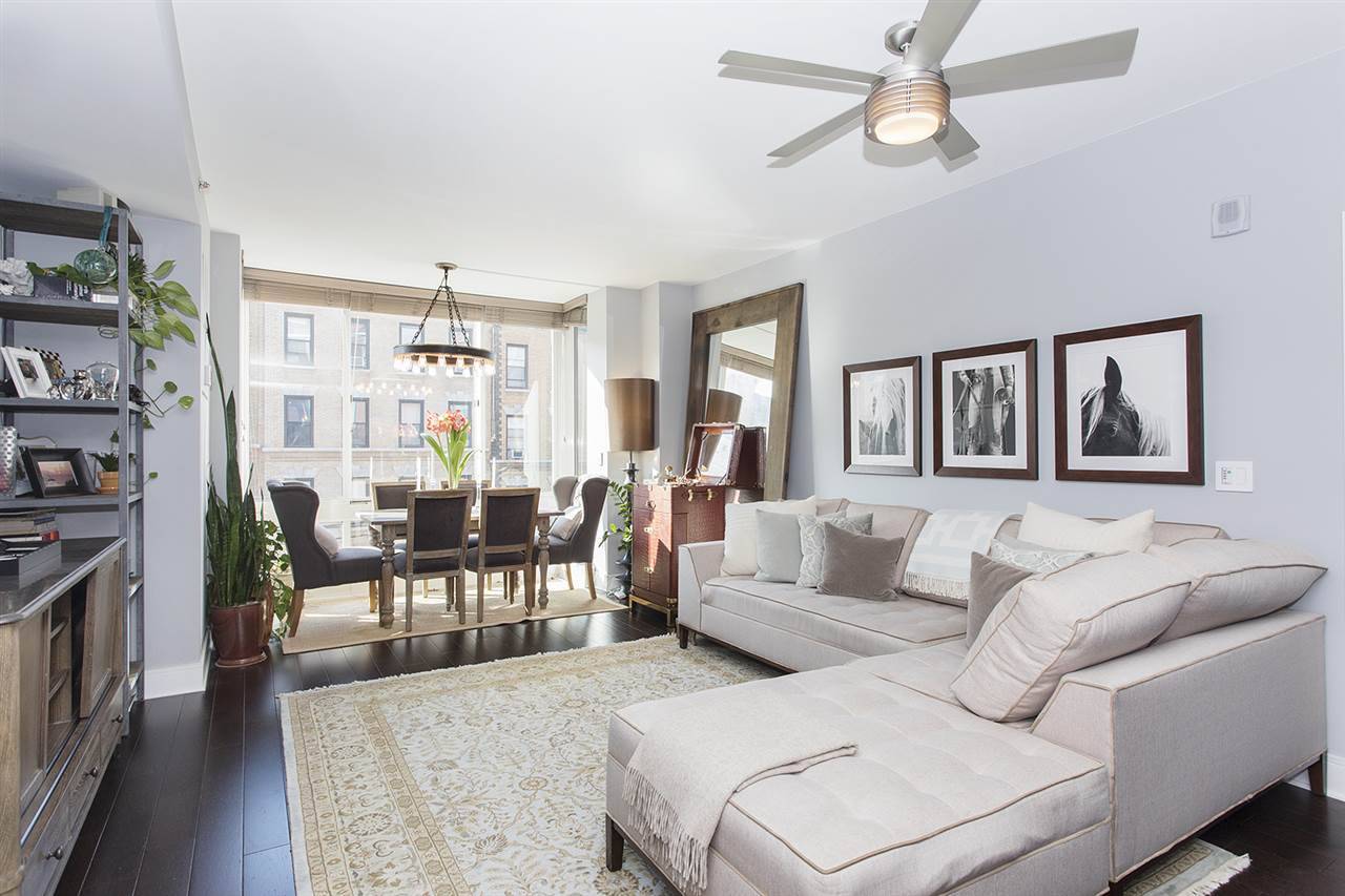 Luxurious and distinctive 2 bedroom - 2 BR Condo Hoboken New Jersey