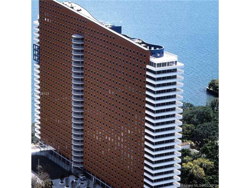 EXCEPTIONALLY LARGE UNIT (1912 SFT) AT THE IMPERIAL AT BRICKELL