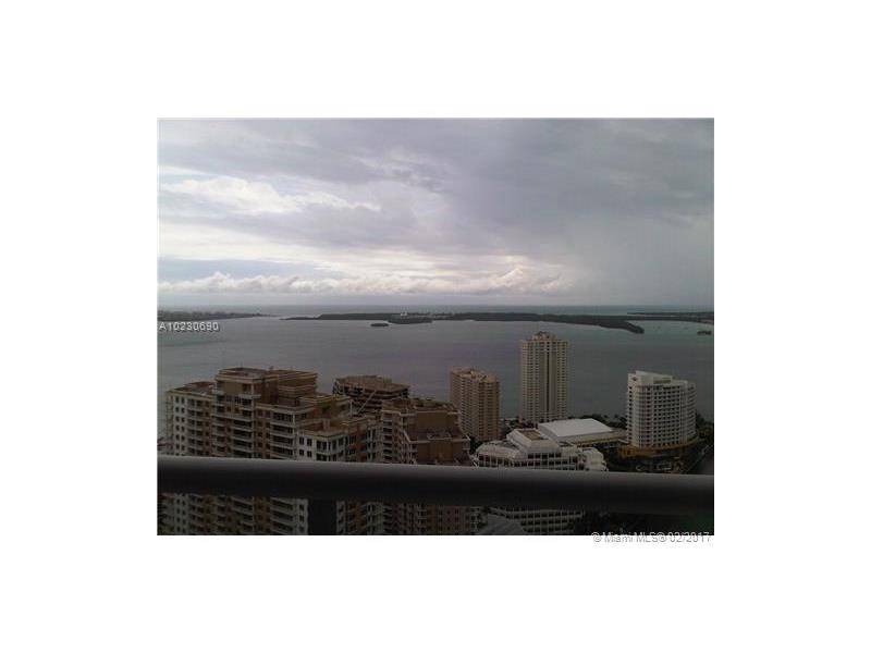 Miami Riches Real Estate presents unobstructed bay views from unit on 41st floor with 12 feet high ceilings