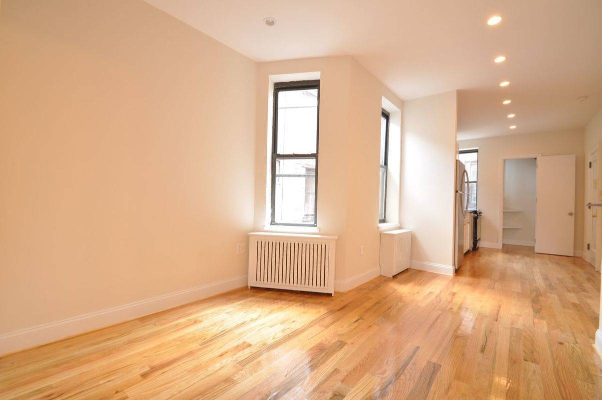 Beautiful one bedroom in Hell's Kitchen